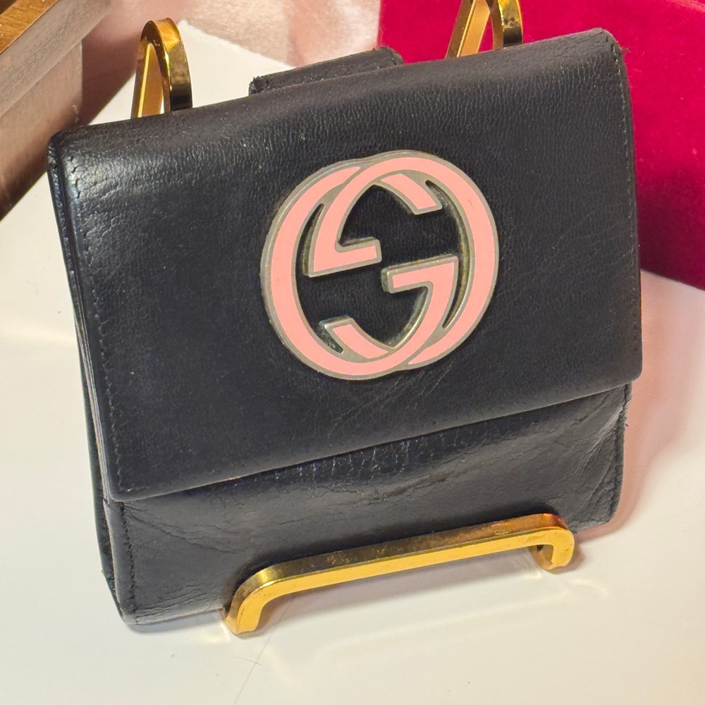Gucci Black Leather Wallet with Pink Logo - Picture 14 of 15